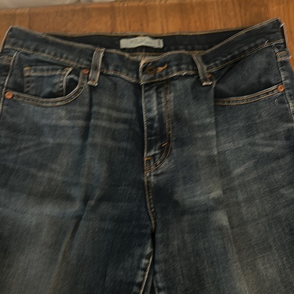 Levi Straus Co. Women’s Boot-Cut 515 Jeans - Picture 3 of 11